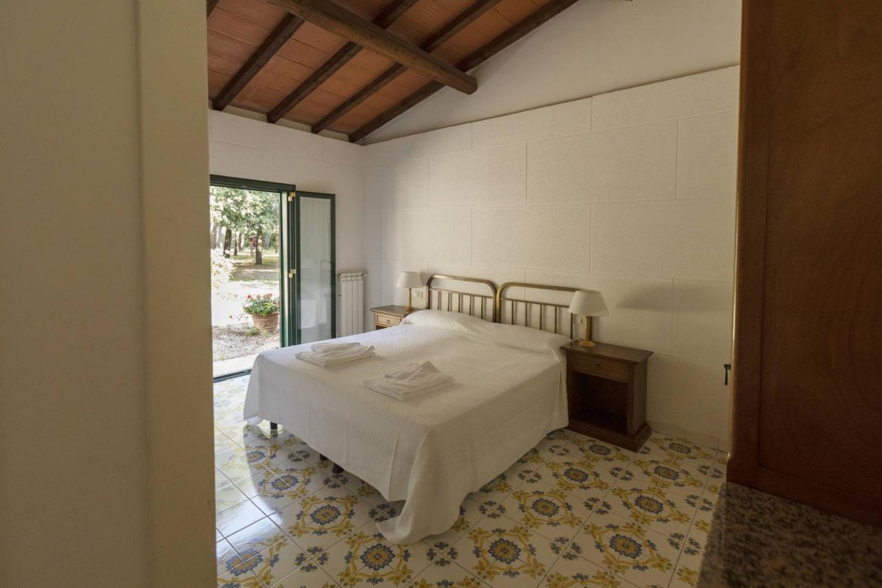 Razza Del Casalone Guest House Grosseto Exterior photo