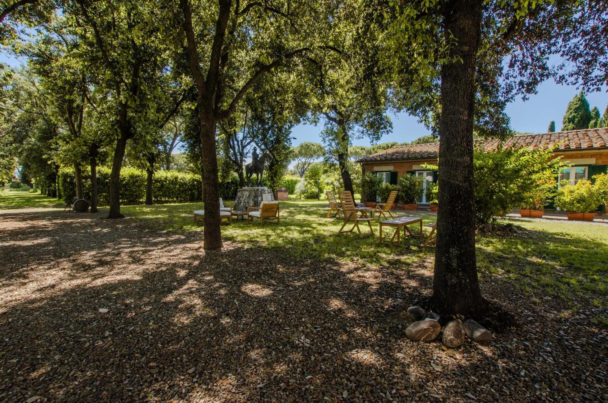 Razza Del Casalone Guest House Grosseto Exterior photo