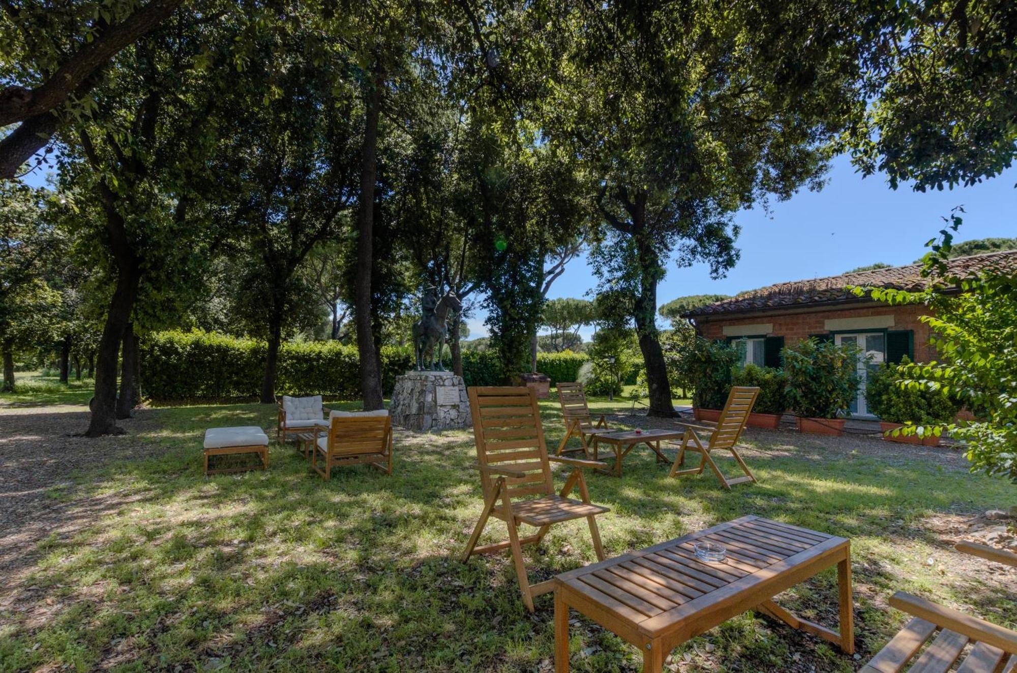 Razza Del Casalone Guest House Grosseto Exterior photo
