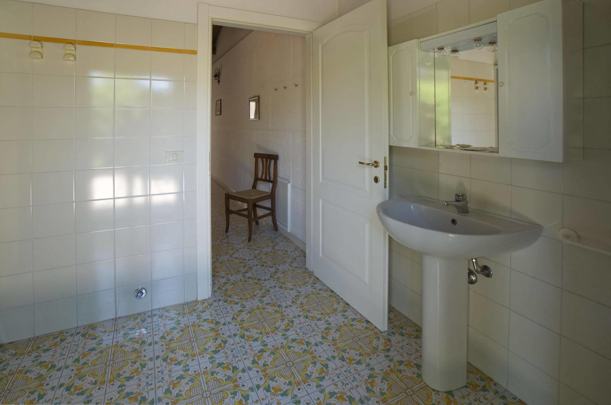 Razza Del Casalone Guest House Grosseto Exterior photo